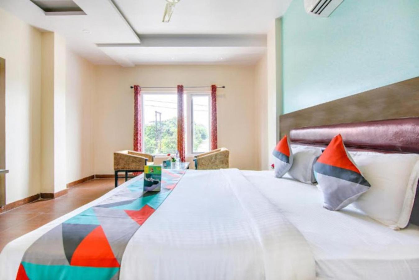 Hotel Gayatri Palace 러크나우 외부 사진