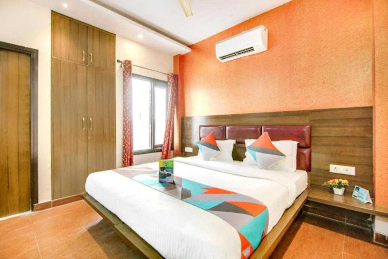 Hotel Gayatri Palace 러크나우 외부 사진